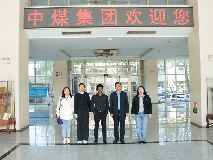 Indian Business Clients Visit China Coal Group for Signing and Procurement